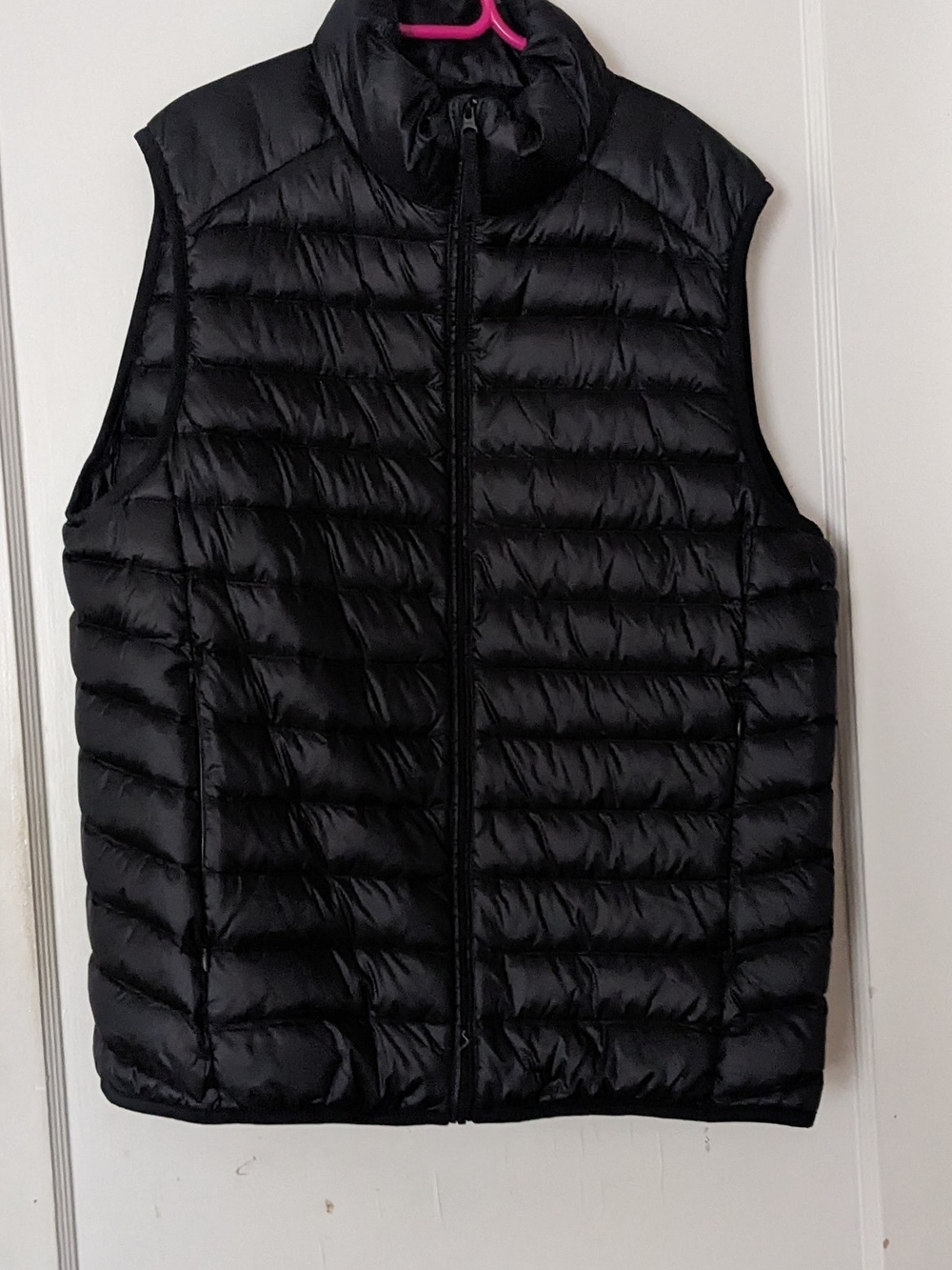 Uniqlo Men's Black Quilted Puffer Vest